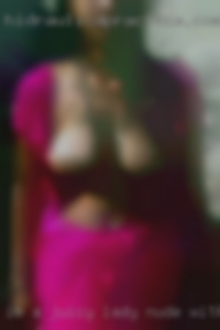 I'm a juicy lady nude with girls a juicy pussy.